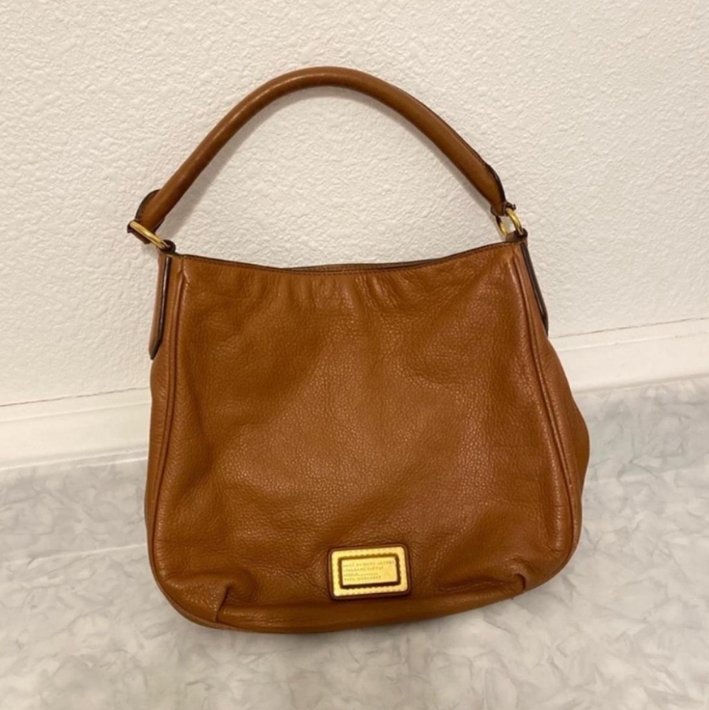 Marc Jacobs hobo style shoulder bag